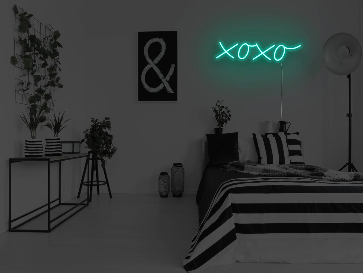 XOXO Liquid Neon Sign