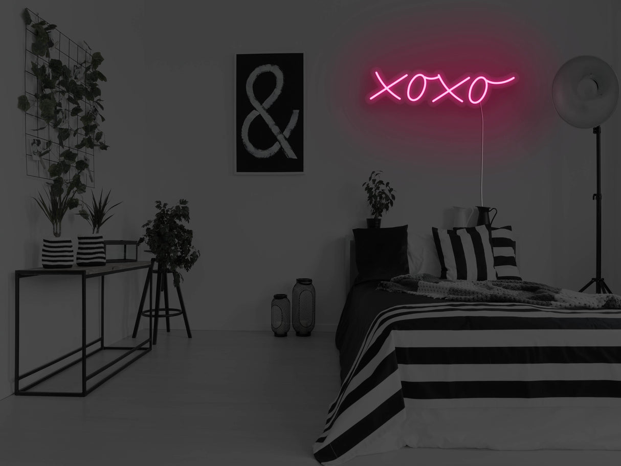 XOXO Liquid Neon Sign