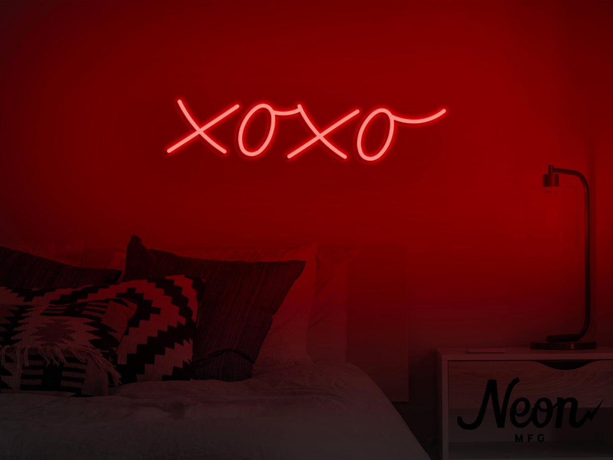 XOXO Liquid Neon Sign